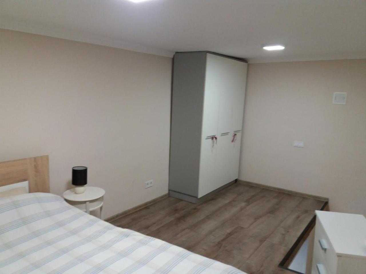 Marka Vovchka Apaartment ลวีฟ ภายนอก รูปภาพ